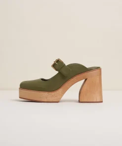 Sale Charis In Khaki Women Clogs