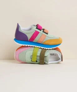 Conway In Nassau Women Sneakers