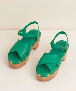 Dermot In Kite Stud Women Platforms