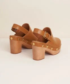 Hari In Bamboo Stud Women Clogs