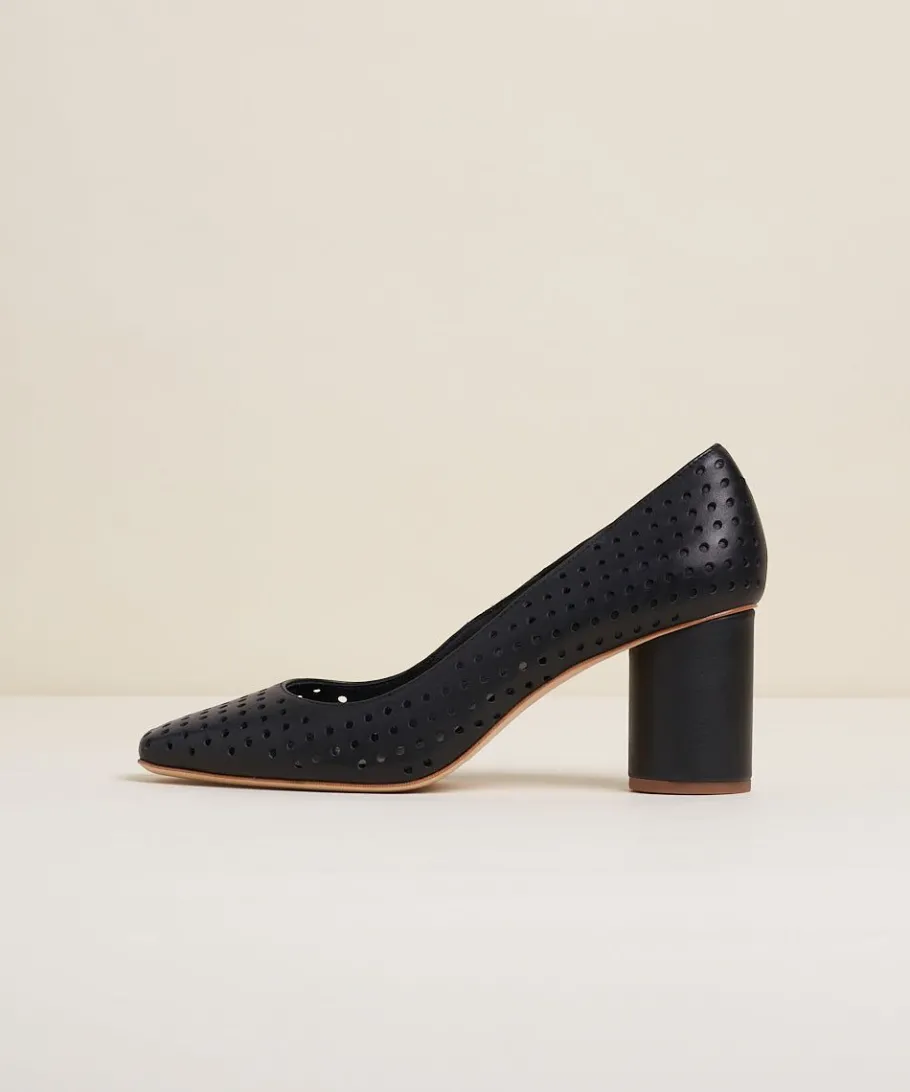 Outlet Harlie In Black Perf Women Heels