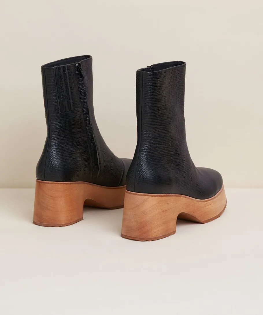 Outlet Isla In Black Tejus Women Clogs