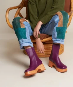 Outlet Isla In Raisin Women Clogs