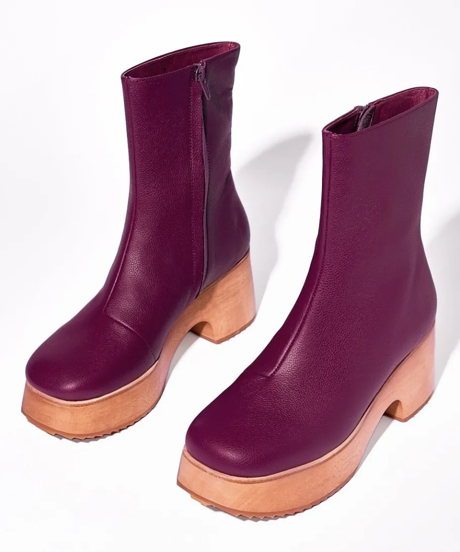 Outlet Isla In Raisin Women Clogs