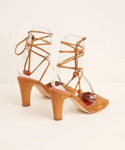 Hot Lionel In Bamboo Perf Women Heels