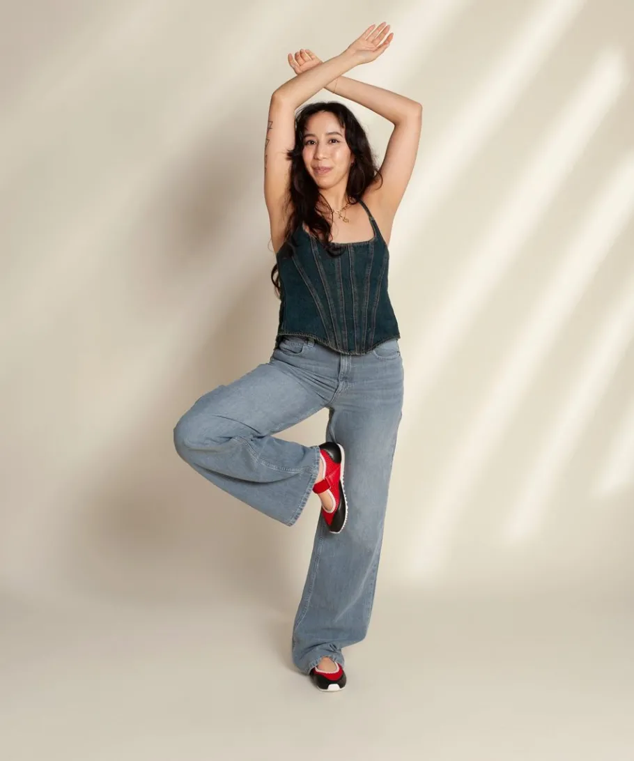 New Mable In Begonia Black Women Sneakers