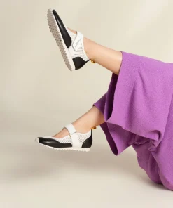 Outlet Mable In Latte Black Women Flats