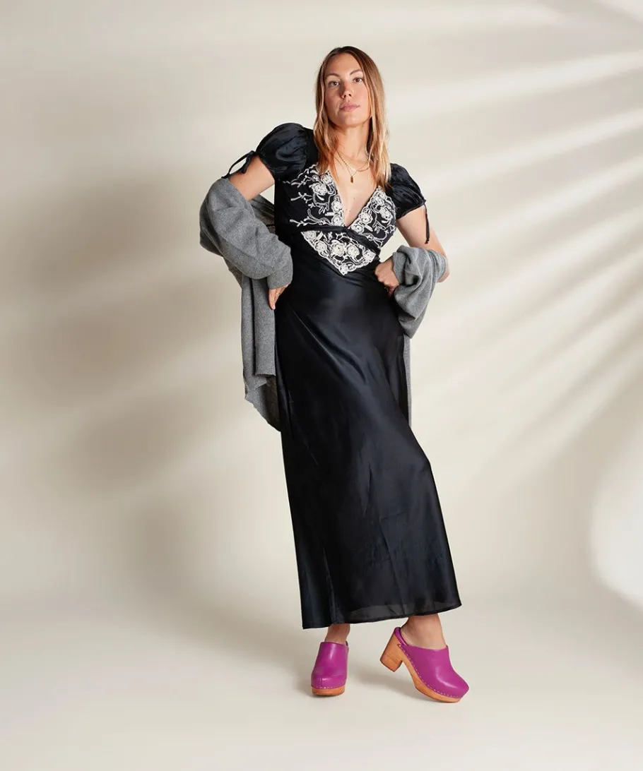 Marlo In Azalea Women Clogs