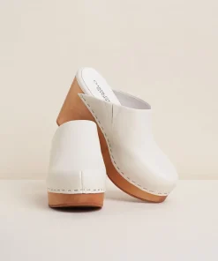 Online Marlo In Latte Women Clogs
