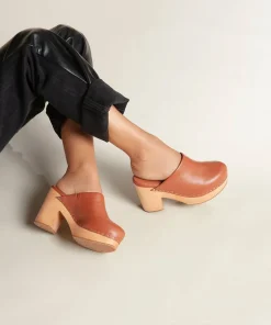 New Marlo In Luggage Women Clogs