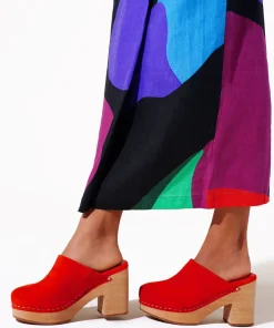 Marlo In Pimento Women Clogs