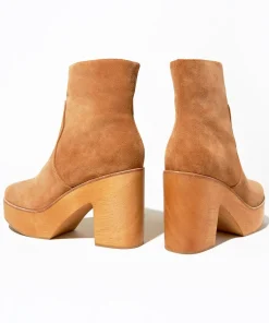 Online Paz In Camel Women Clogs
